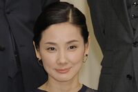 安住アナと居酒屋を放浪する吉田羊、放送作家が驚く「台本にないキャラ」とは