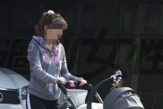 植草克秀の前妻との泥ぬま調停、進展なしも新妻は無言