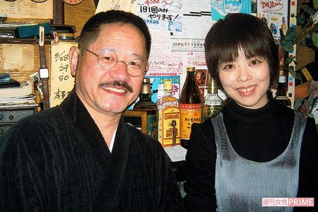 歌人・俵万智さんが、「クラクラ」でアルバイト。当時の中村勘九郎さん、野田秀樹さんも駆けつけ大盛況