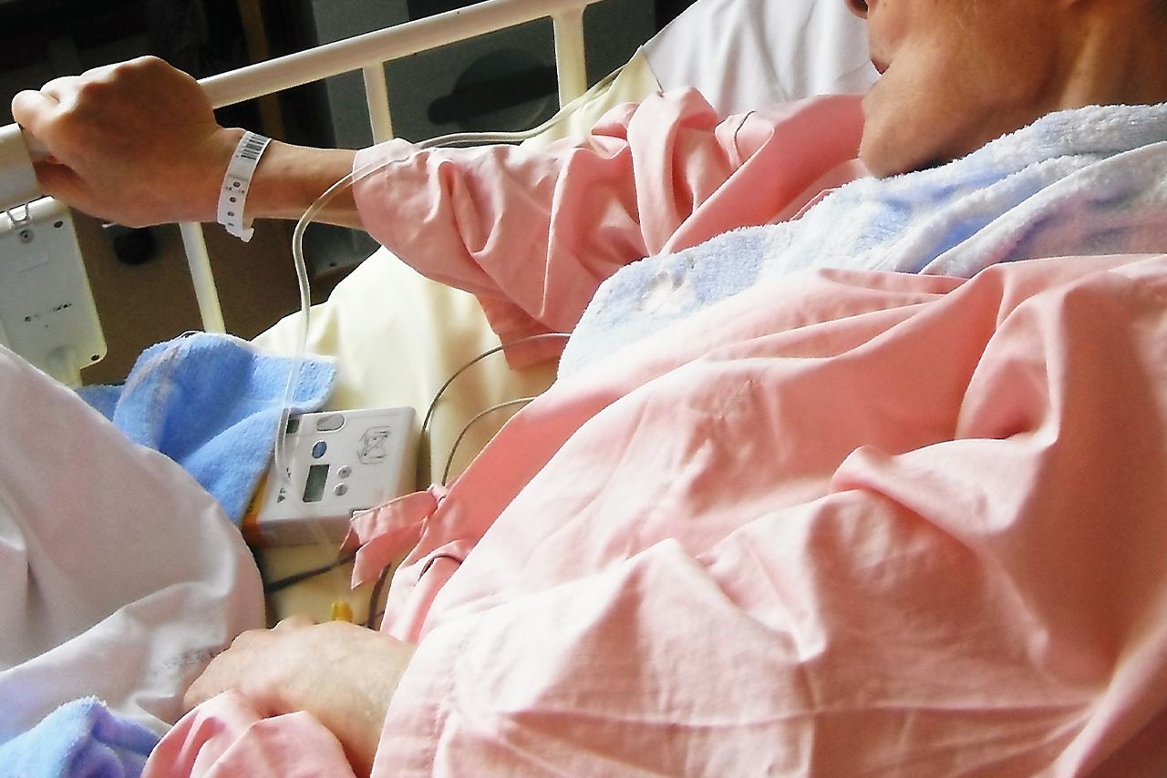 救急患者用のベッドをコロナ病床に転用するなどした影響で、一般診療も逼迫しつつある（画像はイメージです）