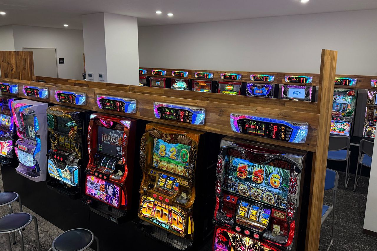 Xでスロットコーナーが凄いと話題に　写真提供／能登の宿 和倉温泉はまづる