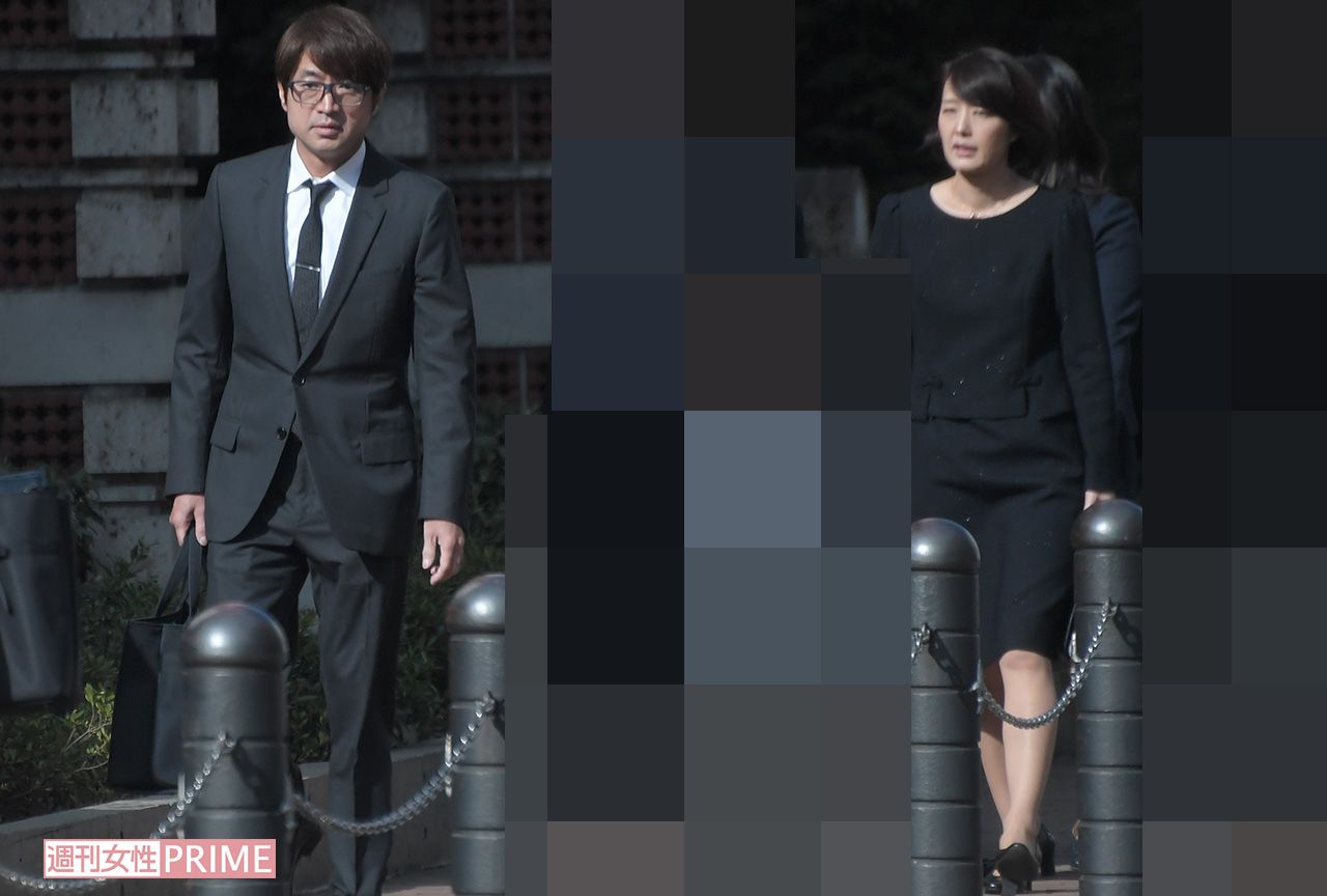 小学校の入学式に訪れた大竹と中村