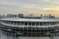 『新国立競技場』約24億円の年間維持費に「税金の無駄遣い」騒音対策不十分でコンサート関係者から敬遠され…