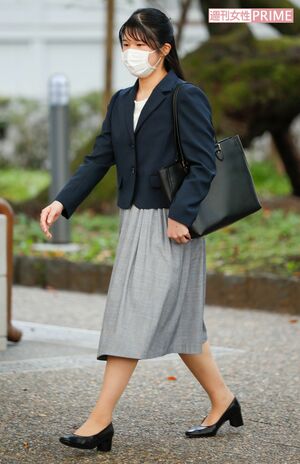 昨年10月、コロナ禍のためリモート授業が続いていた学習院大学キャンパスに初通学され「みなさんにお会いできることをうれしく思います」