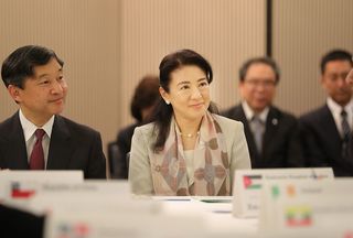 『国際青年交流会議』では「移民」について討論するテーブルに参加された（9月27日）