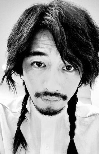 2021年のドラマ『漂着者』(テレビ朝日系)で“ヘミングウェイ”を演じた斎藤(本人インスタグラムより)