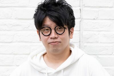 KOC準決勝進出の元芸人が教えるコミュ力UPテクニック、ビジネスでも役立つ初対面・目上の人との会話術