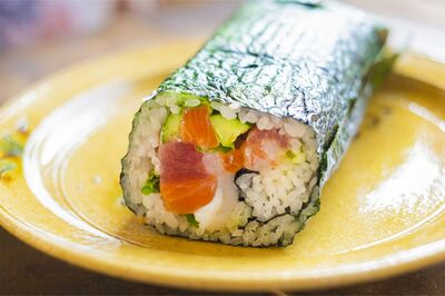 売れ残った恵方巻きの“大量廃棄”に疑問の声「粗末にしてはご利益なんてない」米不足も批判に拍車かける