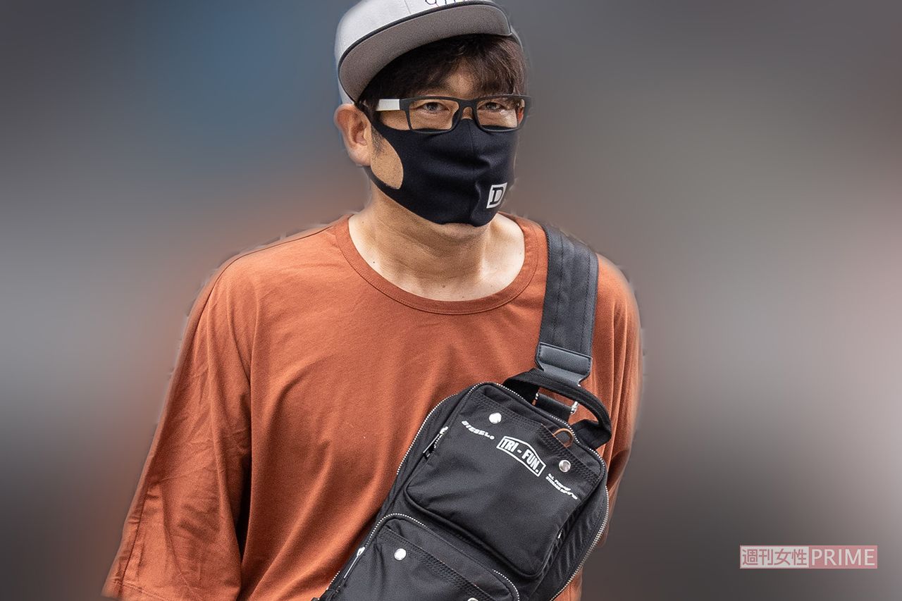 直撃を受ける原口あきまさ