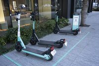 「絶対また事故が増える」道路交通法改正で“電動キックボード”の未来は? シェアサービススタッフに懸念…