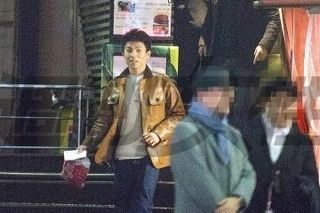 中島健人、打ち上げで見せた本業顔負けの黒服ぶり