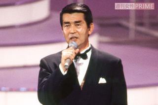 ’73年に『くちなしの花』が150万枚のミリオンヒット。NHK紅白歌合戦に2回出場（’74年、’93年）。ディナーショーでも魅了した　撮影／本誌写真班