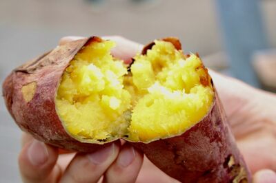 スーパーの“あの”の香りはアロマ説を追ってわかった「焼きいも」の素晴らしさ！海外進出も成功、おでん・…