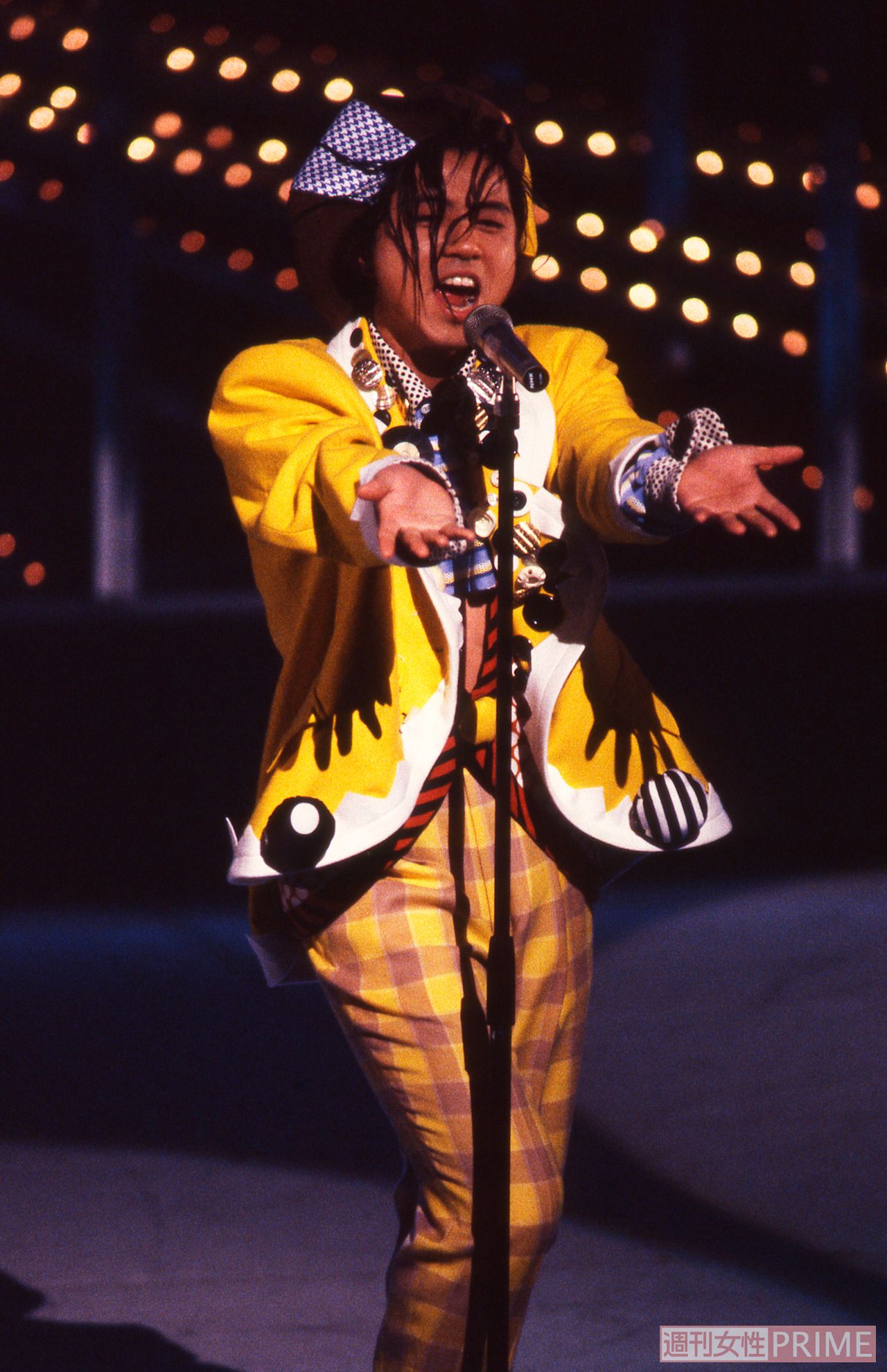 チェッカーズの藤井フミヤ