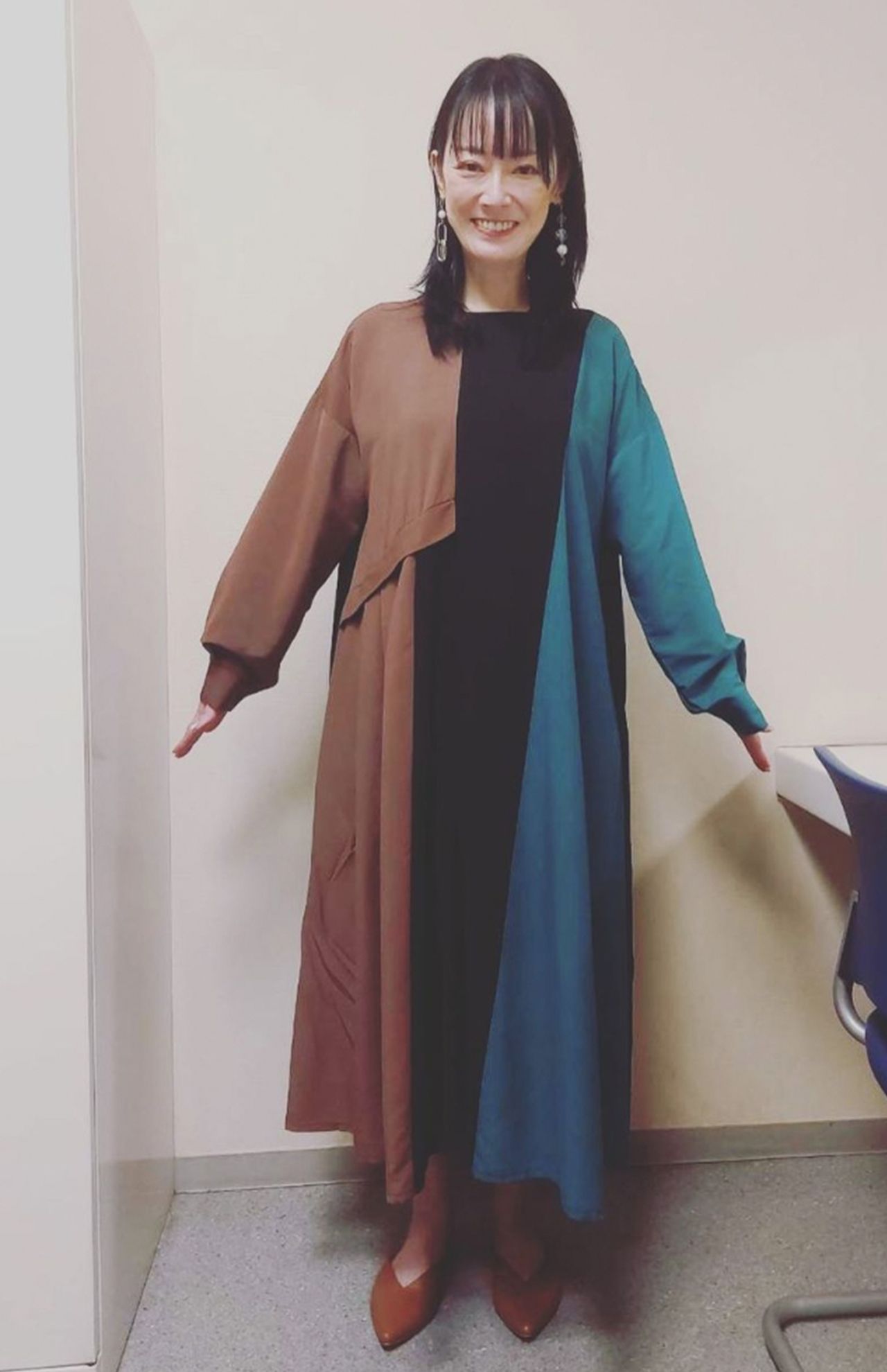 拒食過食を繰り返すからか、ほっそりとしている遠野なぎこさん　写真／本人提供