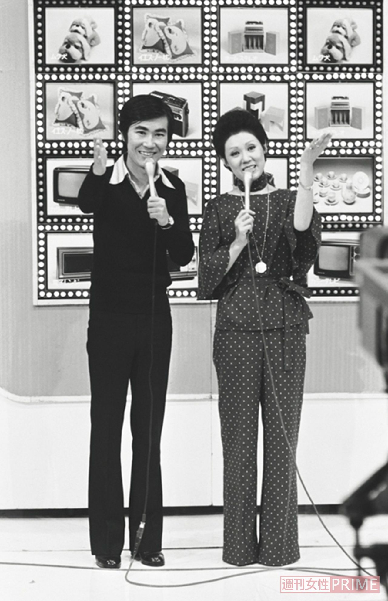 『新婚さんいらっしゃい！』。クセのある素人さんに対し、桂文枝師匠だからこそ仕切れる司会ぶり