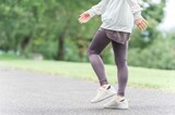《骨粗しょう症・転倒予防に最適》10年後も自分の足で歩く健康習慣を!整形外科医…