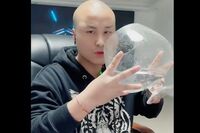 50度以上のアルコールを“4本イッキ飲み”で死亡、中国配信者で流行する「罰ゲーム」の深すぎる闇