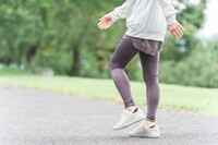 《骨粗しょう症・転倒予防に最適》10年後も自分の足で歩く健康習慣を!整形外科医がすすめる1日1分でできる…