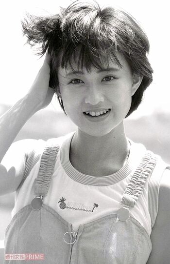 '87年のドラマ『同級生は13歳』ロケ地でのカット。まさに正統派のアイドル