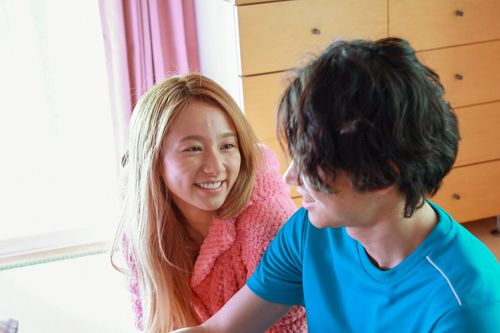 『火花』監督／板尾創路　原作／又吉直樹　出演／菅田将暉、桐谷健太、木村文乃　(c)2017「火花」製作委員会