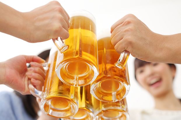 「かんぱ〜い！」というにこやかな雰囲気の裏に、結構な割合の人が「帰りてー」と内心思っている…。あながち事実なのかもしれませんよ