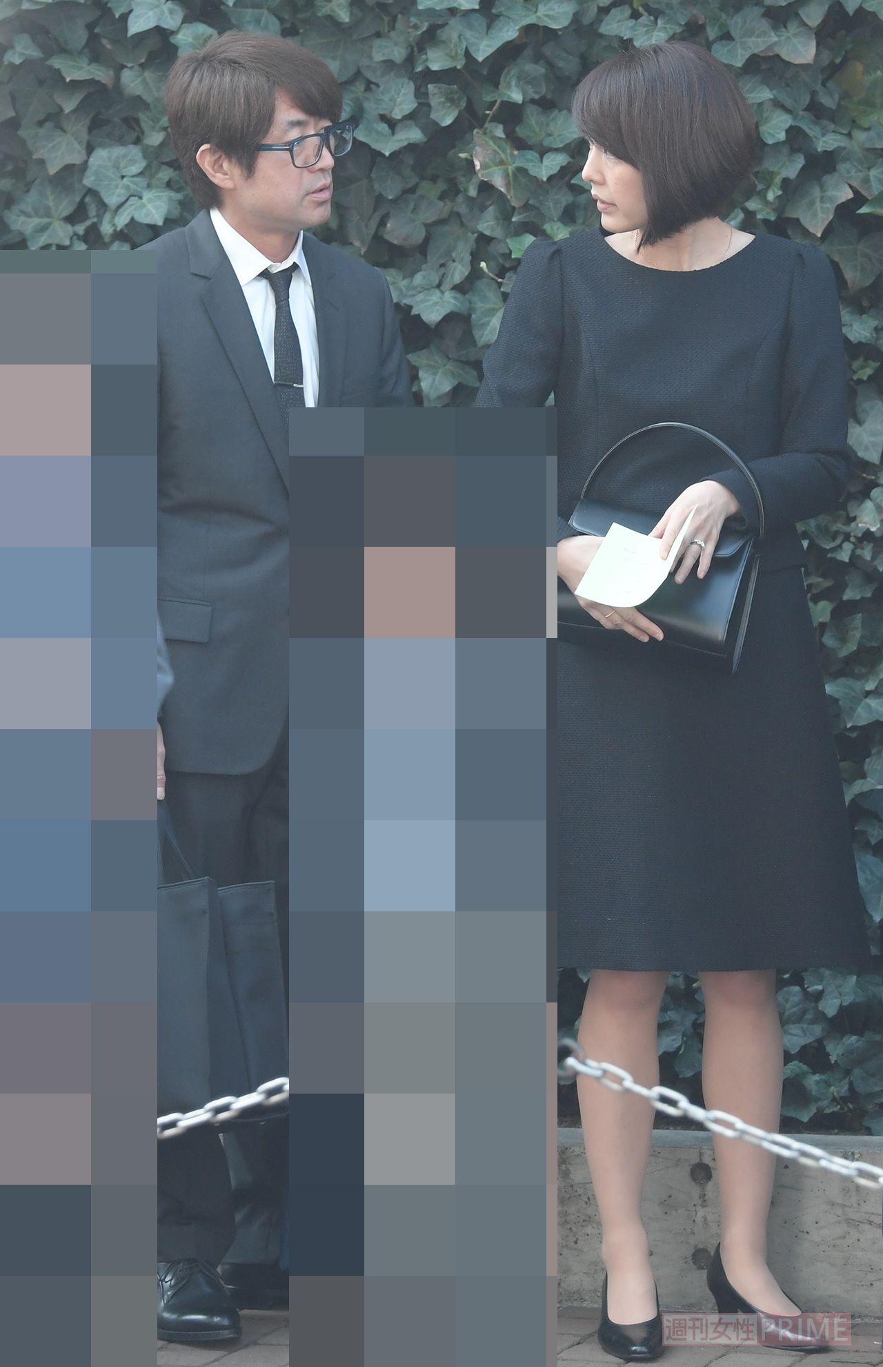 小学校の入学式に訪れた大竹と中村