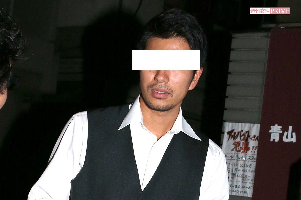 '16年、記者から直撃取材をうける元夫T氏