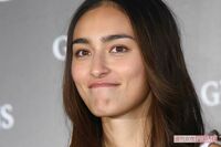 長谷川潤「声優に暴言事件は忘れない」再婚夫とのラブラブキスショット披露も、掘り返された“性格すこぶる…