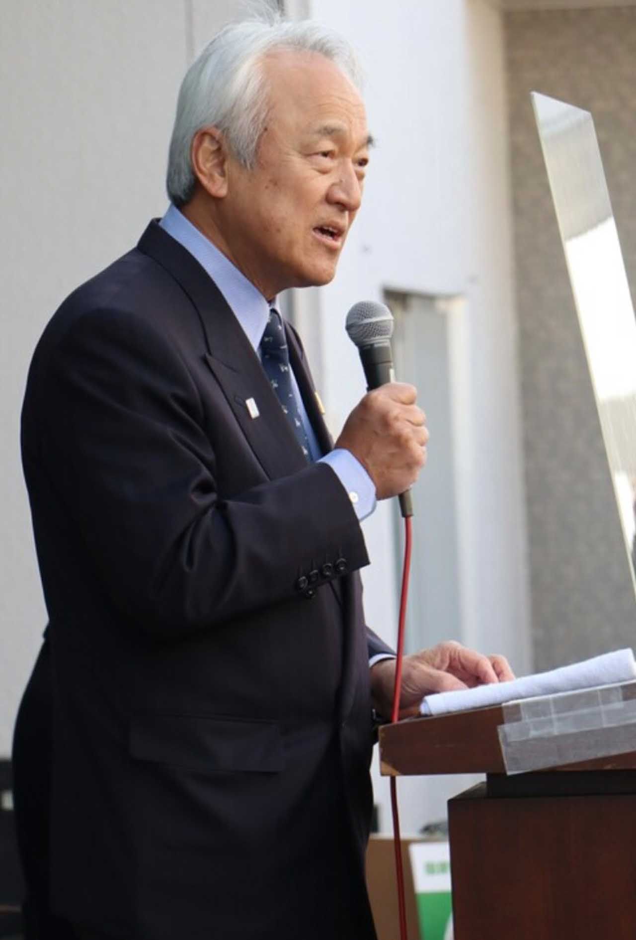2023年の2月に行った事務所開きで登壇した蔵内氏（福岡県議会議員 蔵内勇夫公式HPより）