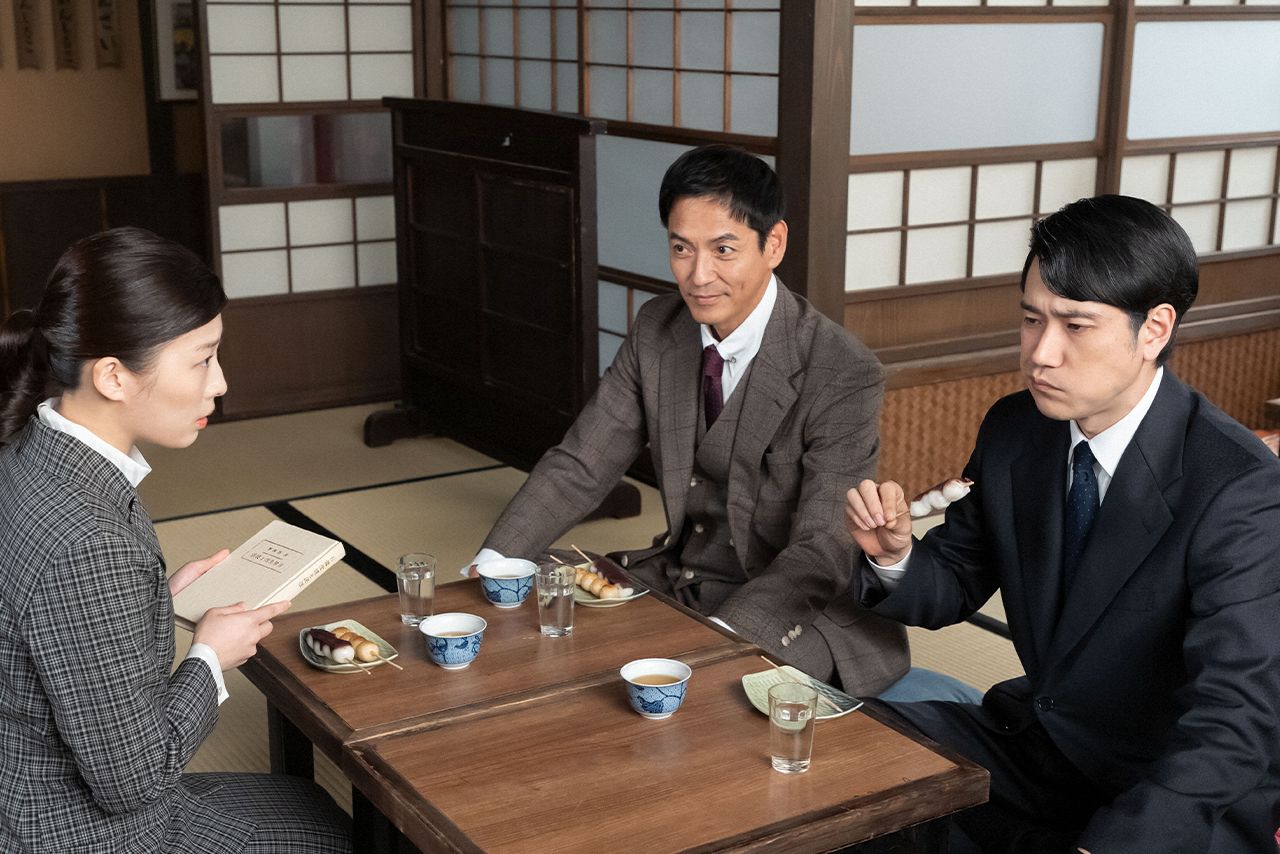 情に流されず、ブレることがない桂場だが、団子を筆頭に甘いものに目がないところがキュート（C)NHK