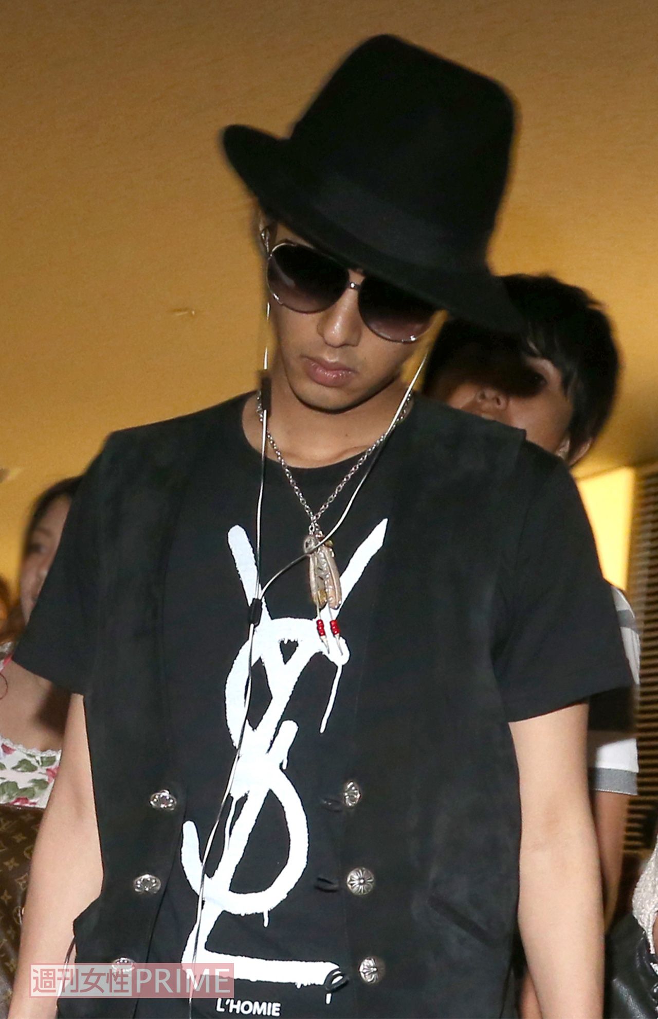 Kis-My-Ft2藤ヶ谷太輔の私服ショット（空港にて）