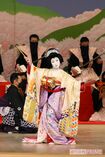 1月30日の襲名披露公演で『京鹿子娘道成寺』を舞った三代目藤間紫 写真提供/紫派藤間流 藤間事務所