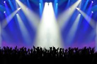 ジャニーズ事務所で相次ぐ解雇・退所・活動休止、アイドルを続けるのはなぜ難しいのか