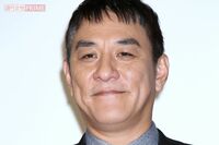 薬物逮捕から4年半のピエール瀧、Netflixドラマ『サンクチュアリ』に『電気グルーヴ』YouTube動画のマルチ…