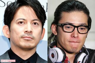 岡田准一（左）と高岡蒼佑（右）