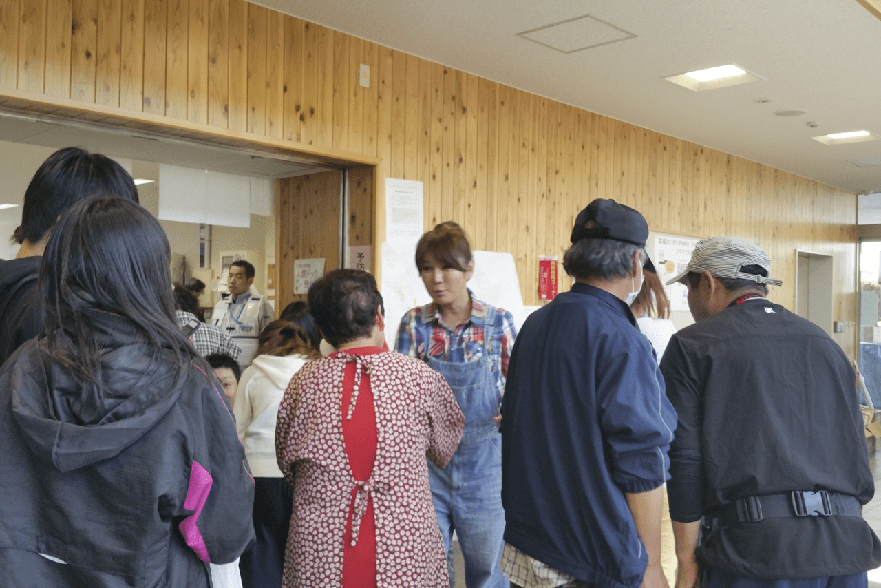 2011年、東日本大震災が発生した際、福島を訪れたことをきっかけに、その後も自然災害の被災地支援を精力的に続けている