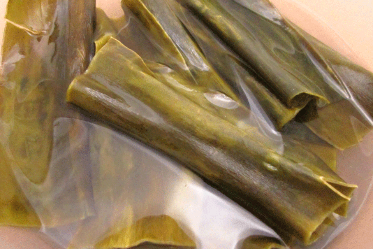 だしを取った後の昆布はヨウ素が抜けるのでおすすめ