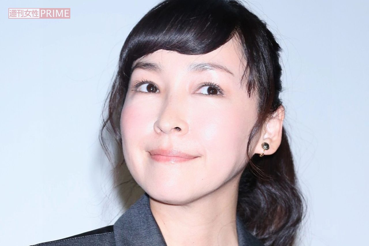 濡れ場やDVなど「よくこのオファーを受けた」と話題の麻生久美子