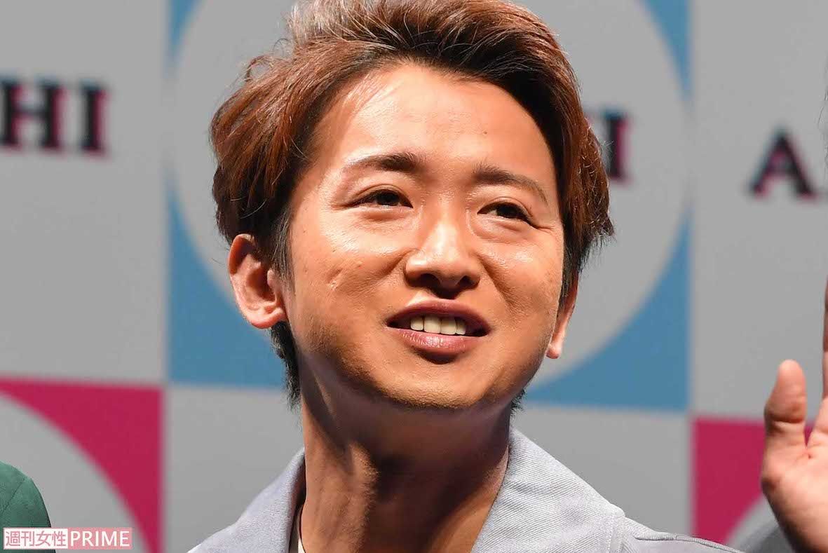 嵐・大野智『VOGUE』初登場で“ジャニーさんの肖像画”と囁かれた、あの「おぞまし過ぎる」衝撃の絵がついに“特典化”