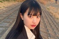 モデル・藤川らるむ、“透けてる”成人式コーデに賛否両論「攻めててカッコいい」「ほとんど裸じゃん」過去…