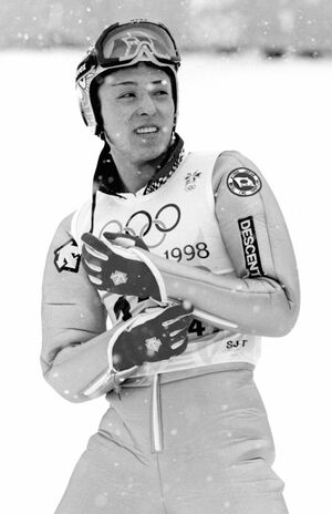 1998年の長野五輪でスキージャンプの船木和喜、原田雅彦らの“男泣き”にもらい泣きする視聴者続出