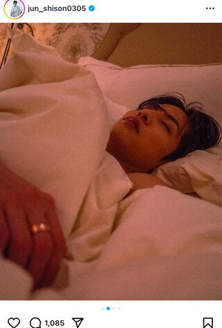 志尊淳のセクシーショット（本人のインスタグラムより）