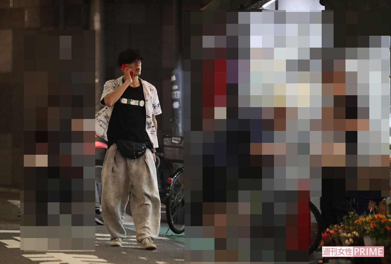 6月初旬の夜、スーパーに買い出しへ