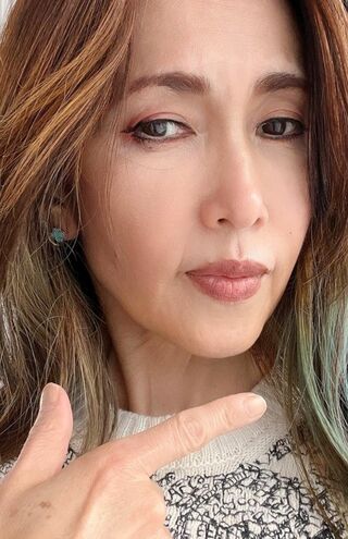 最新！冒頭の白髪対策は不評。「私たちから見るとカラーが失敗。ブリーチでしっかり色を抜かないと！」（MAYUMI先生）（写真は本人公式インスタグラムより）