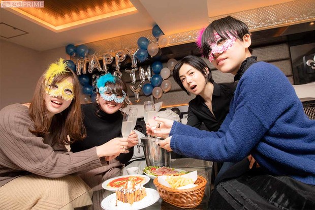 持ち込み自由&充実のルームサービスでお腹も満足！