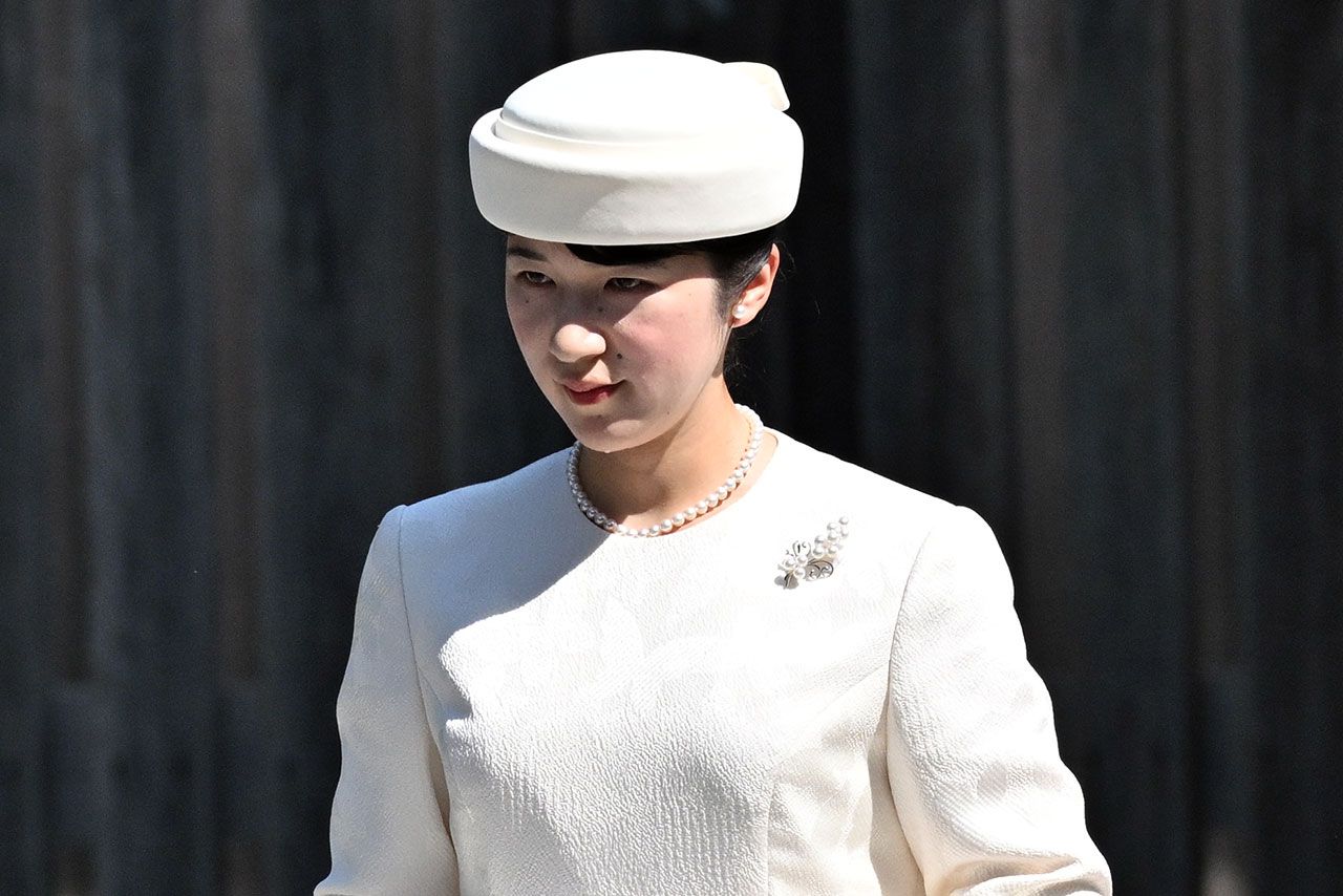 8月2日、伊勢神宮を参拝される愛子さま