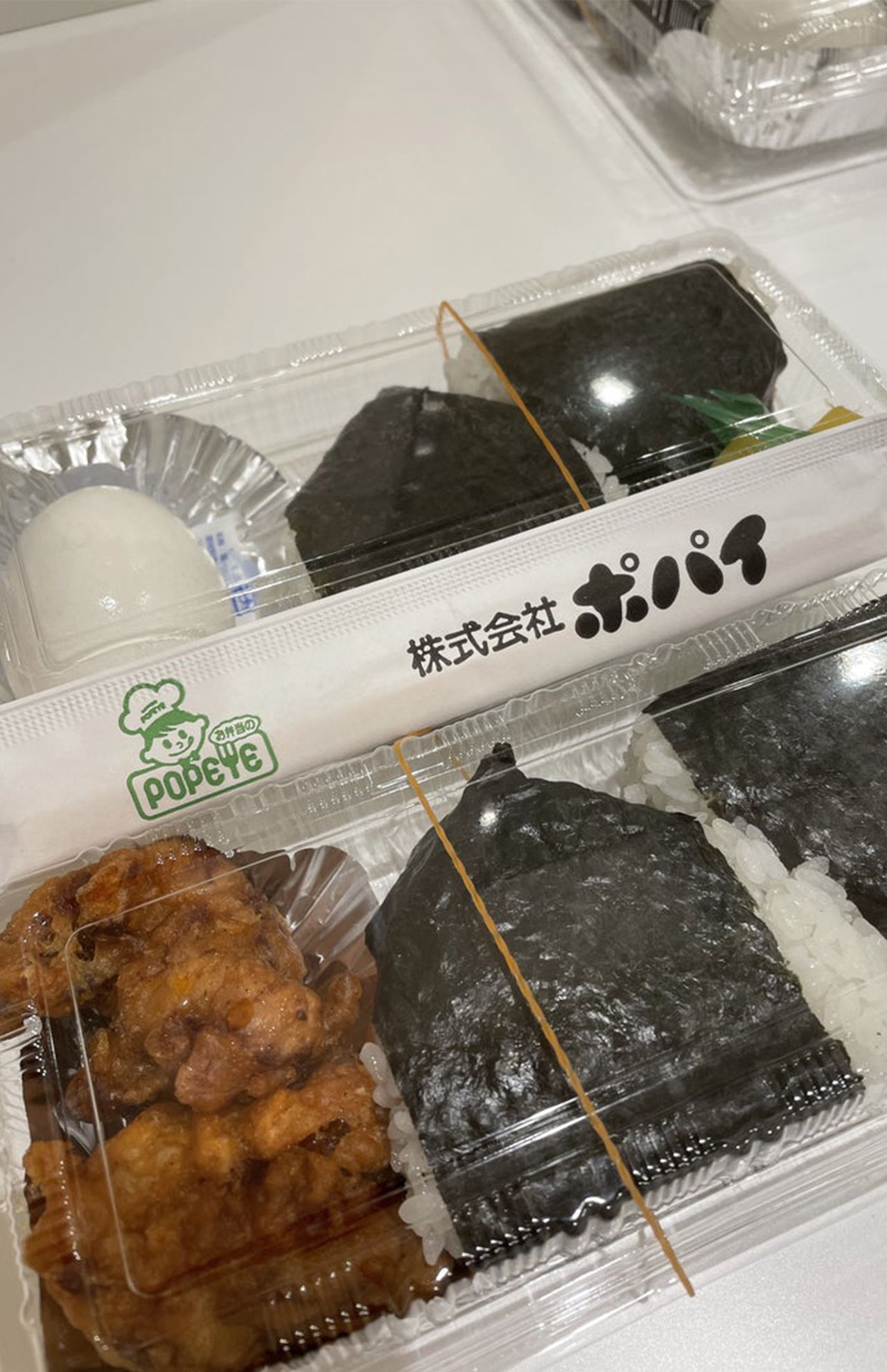 ブログで「めちゃくちゃ美味い!」と絶賛。自身を「唐揚げ派」であると告白した伊達（本人のSNSより）