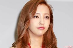 板野友美、AKB時代の“ともともコンビ”相方が家族ショット公開で「だいぶ差開いた」拭えない炎上の過去《2026年9月Choice》