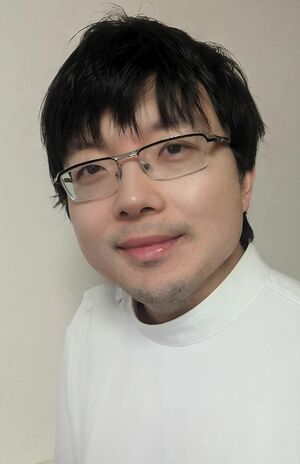 伊藤大介先生●医師。一之江駅前ひまわり医院院長。内科と皮膚科を中心に、コロナ診療も含め日々多くの患者の治療にあたっており、「かかりつけ医」として高い信頼を得ている。